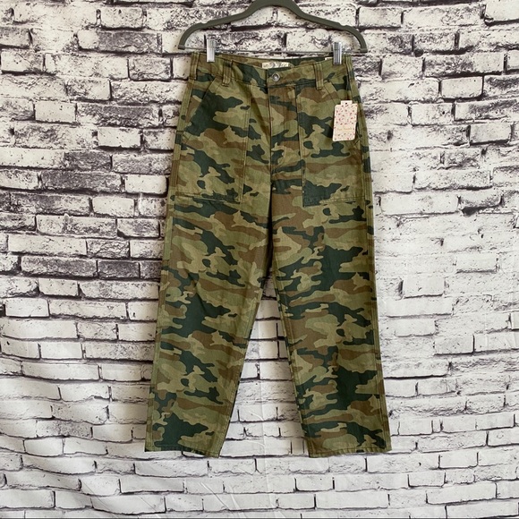 We The Free by Free People Remy Pant Camo … - Picture 2 of 6